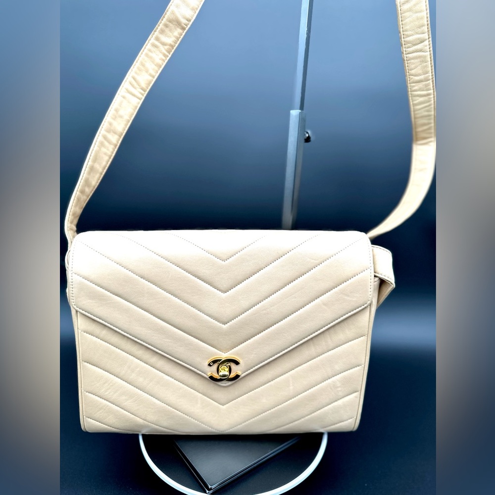 Chanel Chevron Beige Classic flap